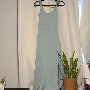 Sage Green Maxi 💚